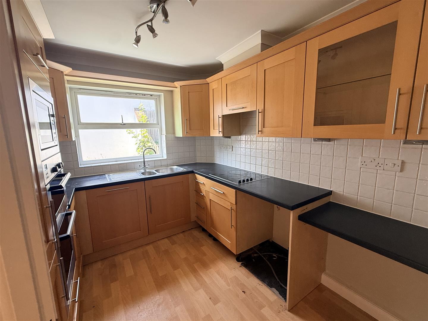 Flat Nottingham Road in Greater London