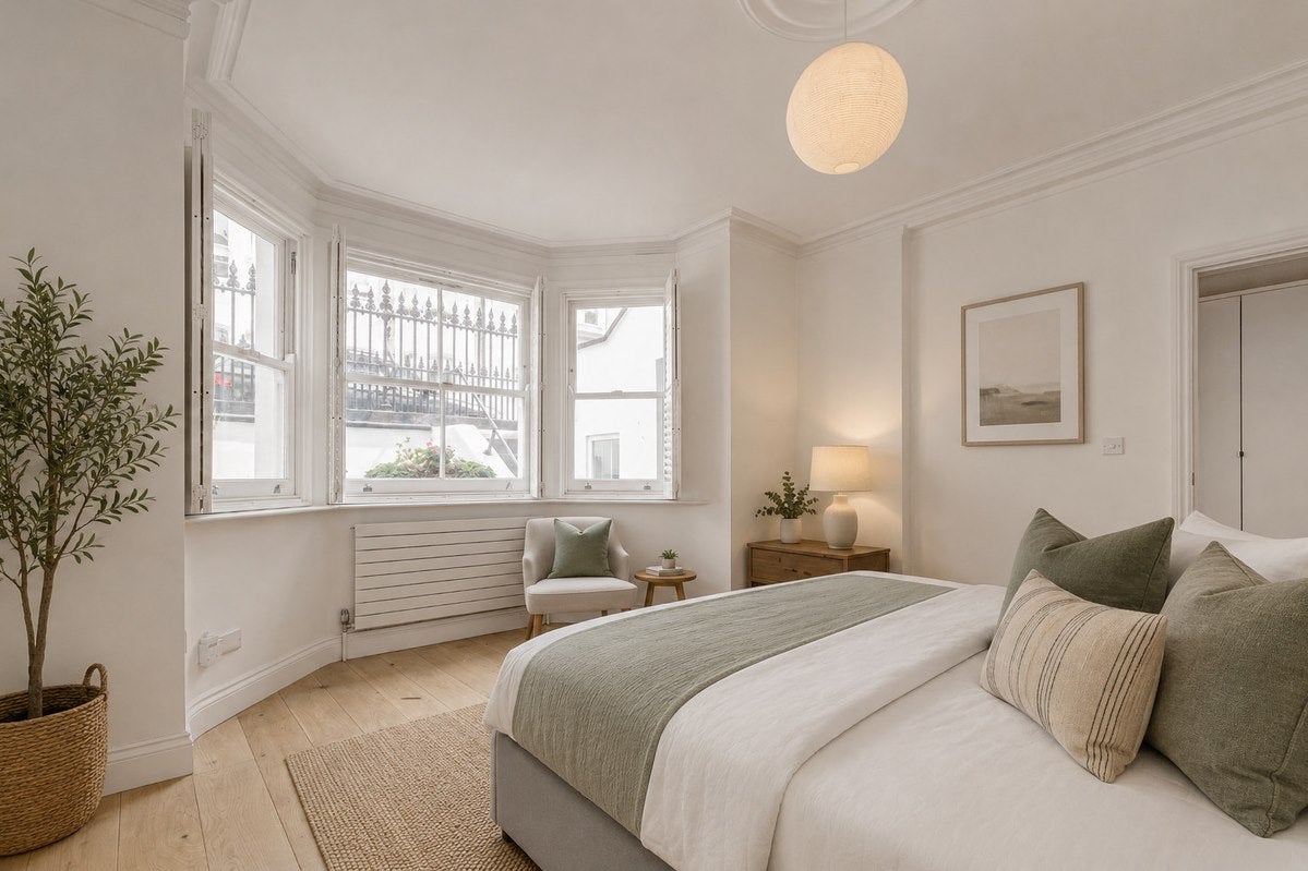 Flat Coleherne Road in Greater London
