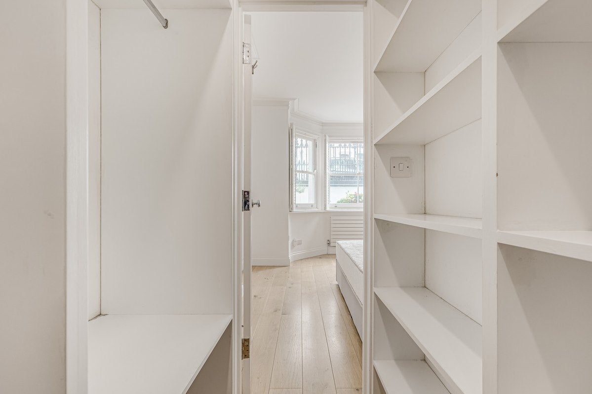 Flat Coleherne Road in Greater London