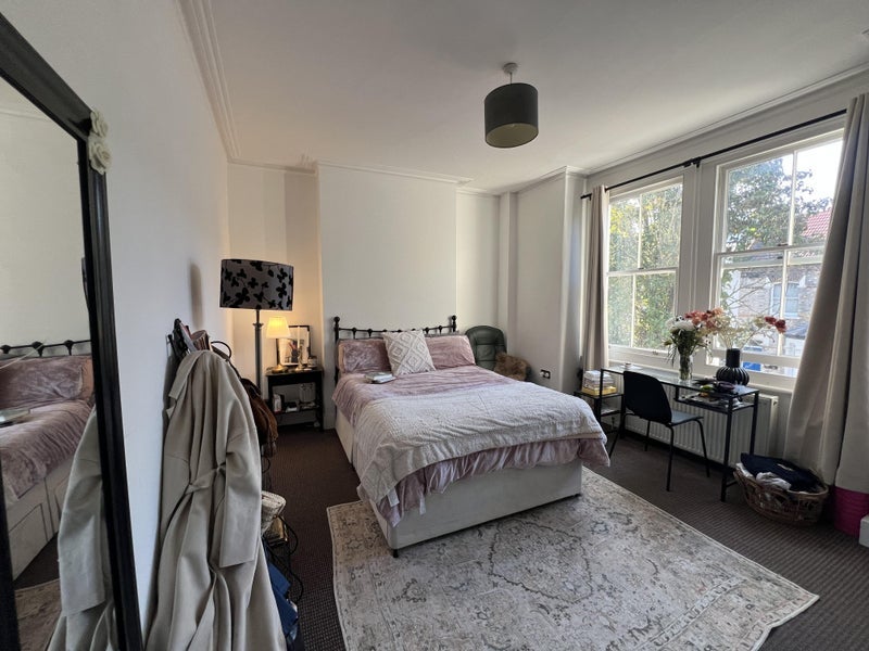 Room Wandsworth Bridge Road in Greater London