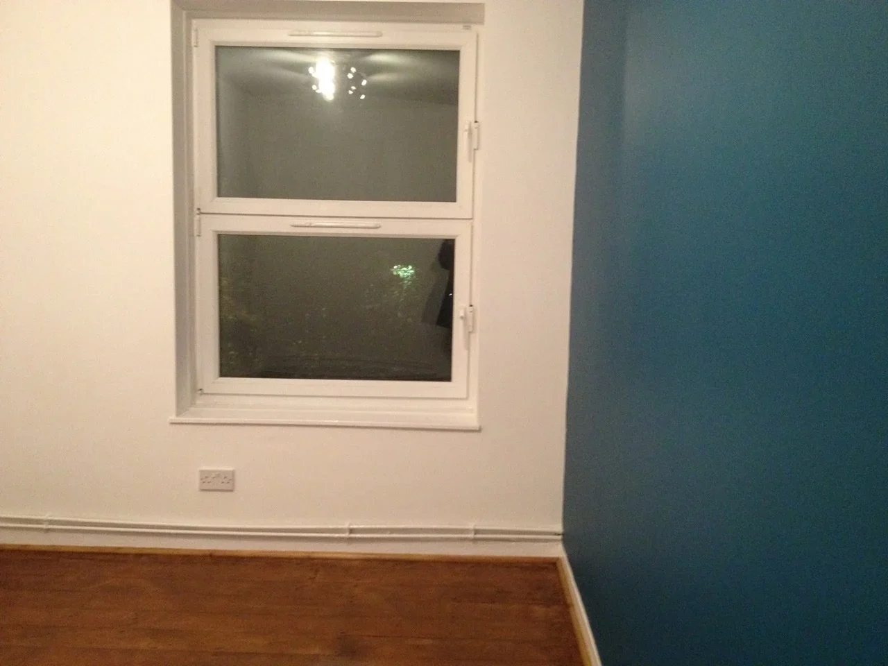 Flat Warburton Street in Greater London