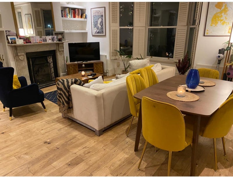 Room Strathblaine Road in Greater London