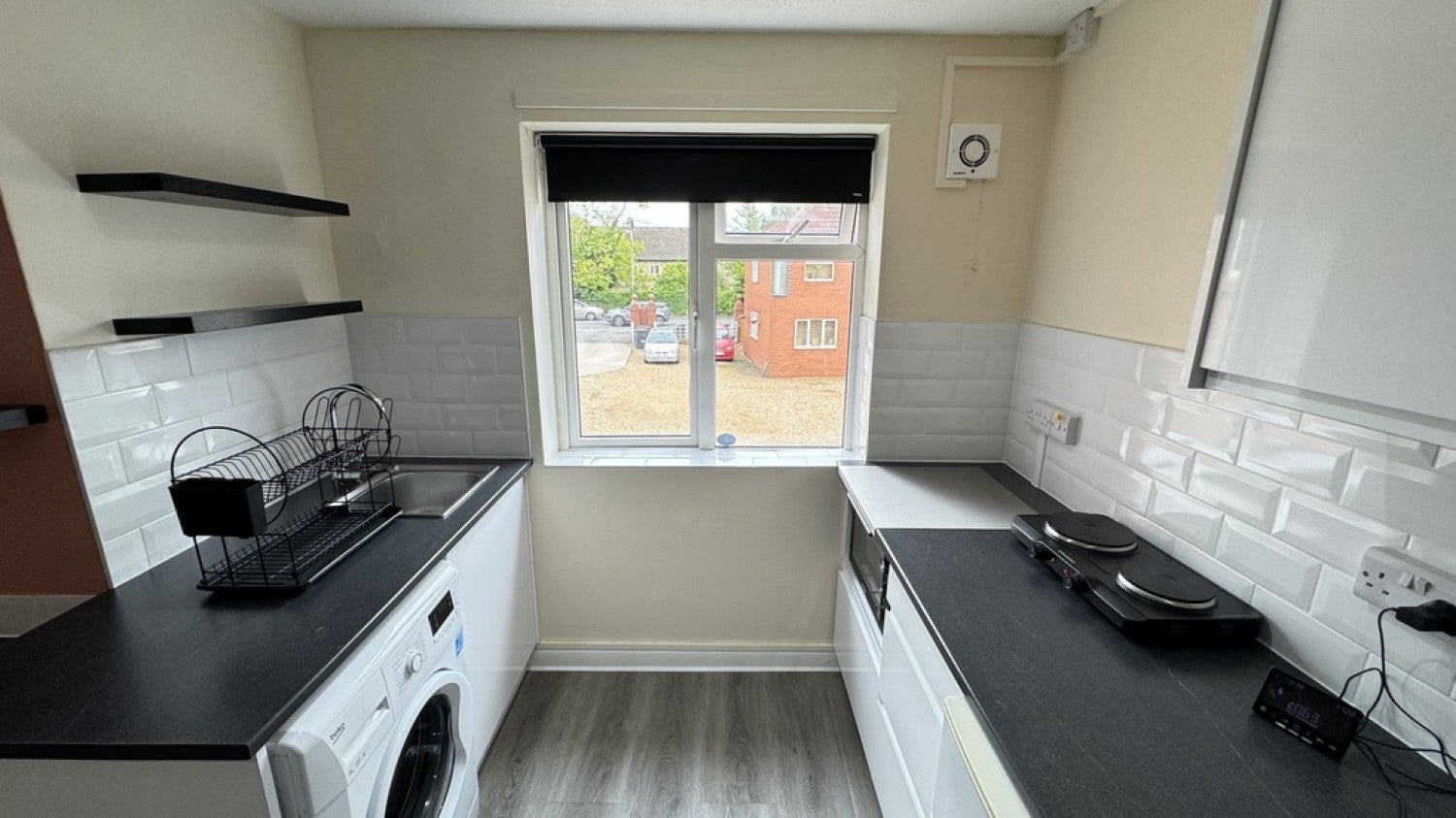 Flat Frome Road in Trowbridge