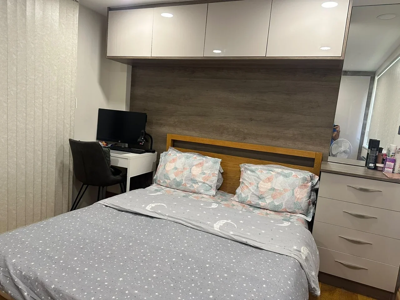 Flat Birchway in Greater London
