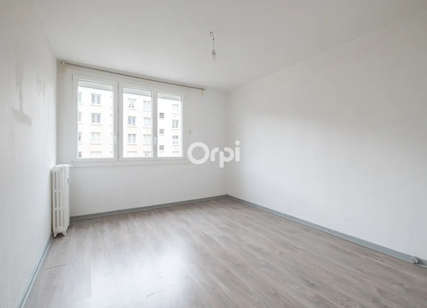 Flat Rue Armand Dutreix in Limoges