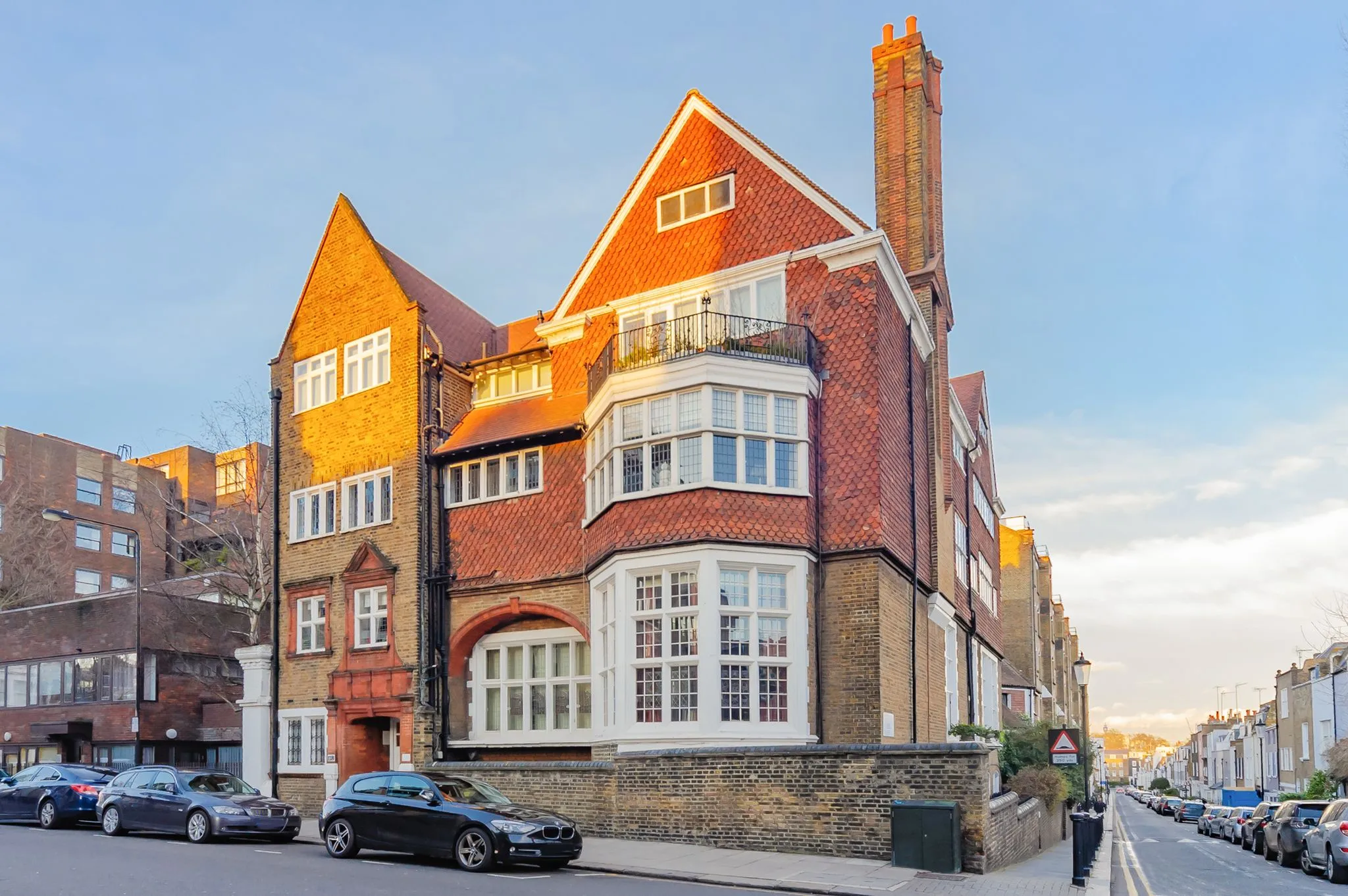 Flat West End Lane in Greater London