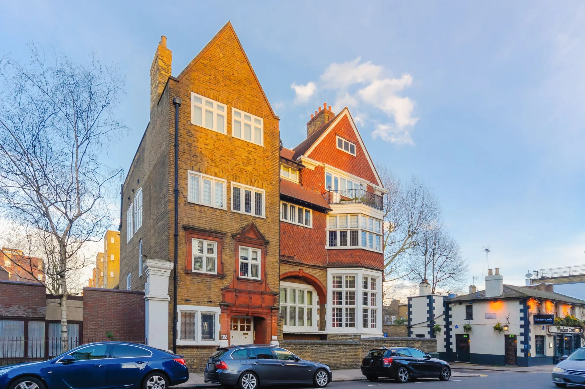 Flat West End Lane in Greater London