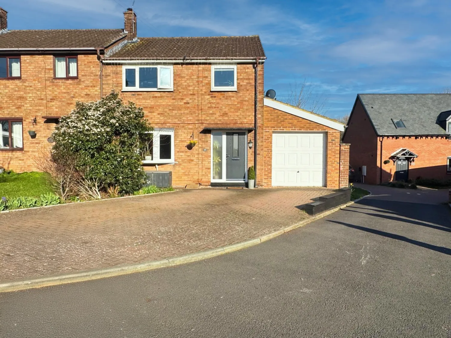 House Leigh Crescent in Stratford-on-Avon