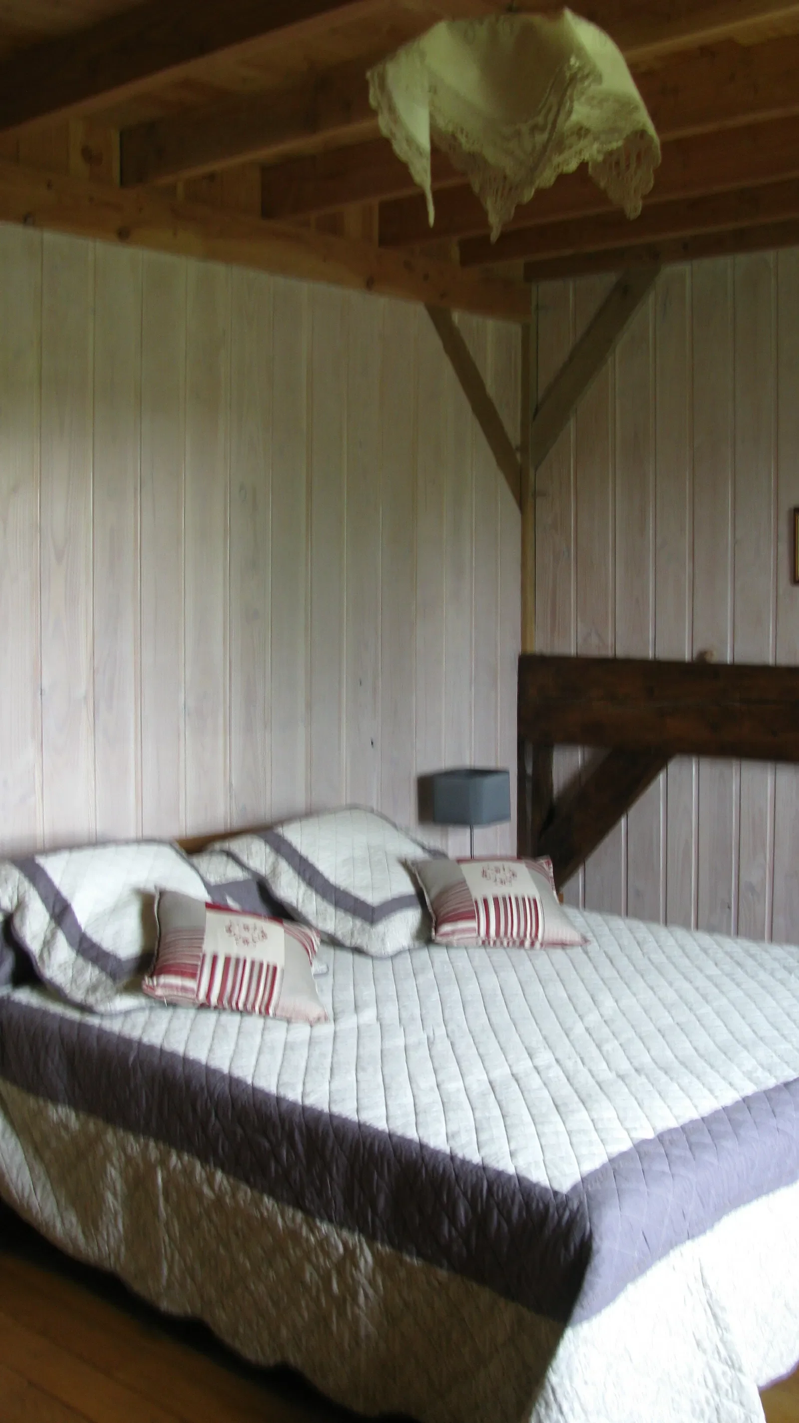 Room Route de Lurcy in Augy-sur-Aubois