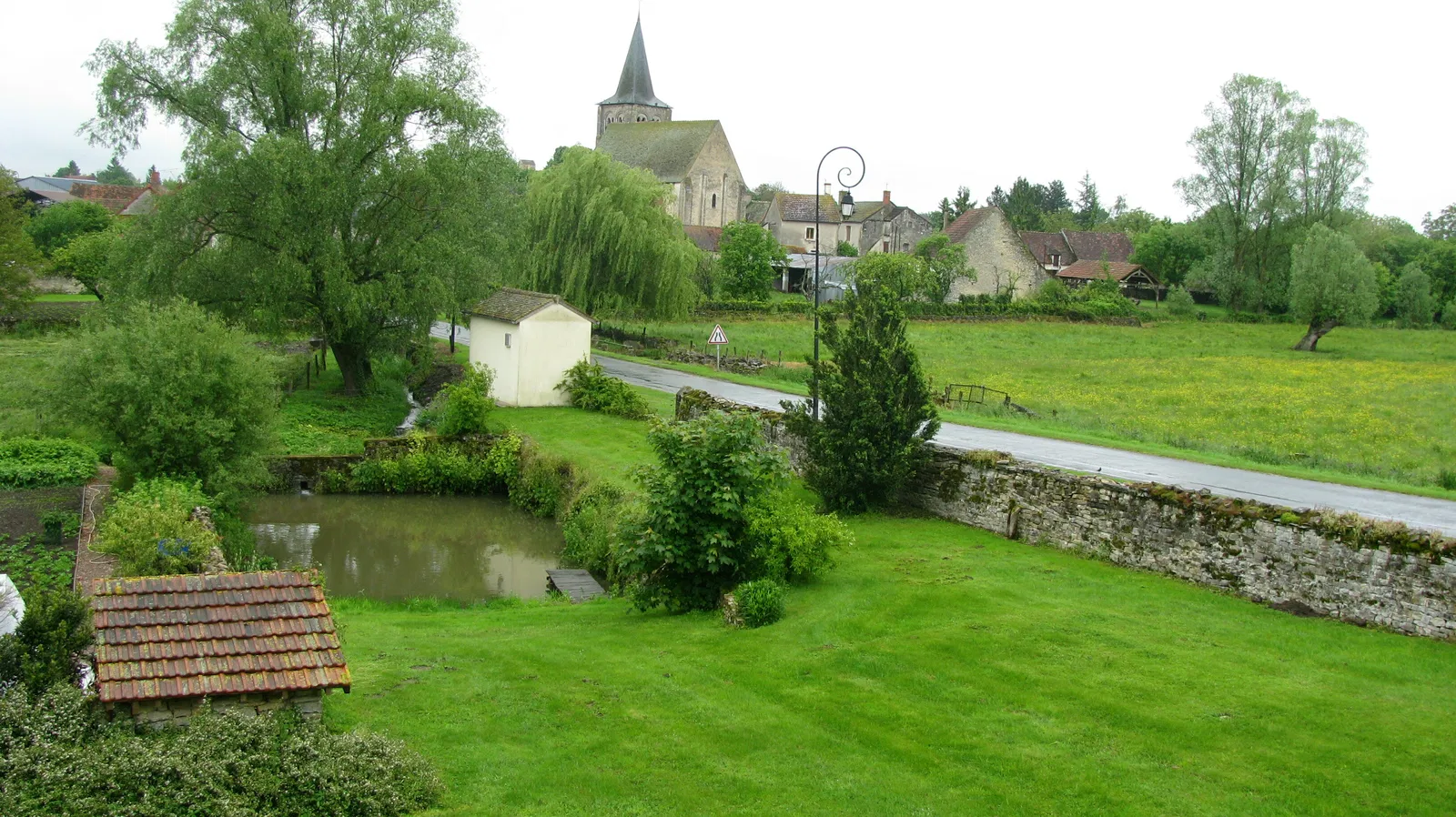Room Route de Lurcy in Augy-sur-Aubois