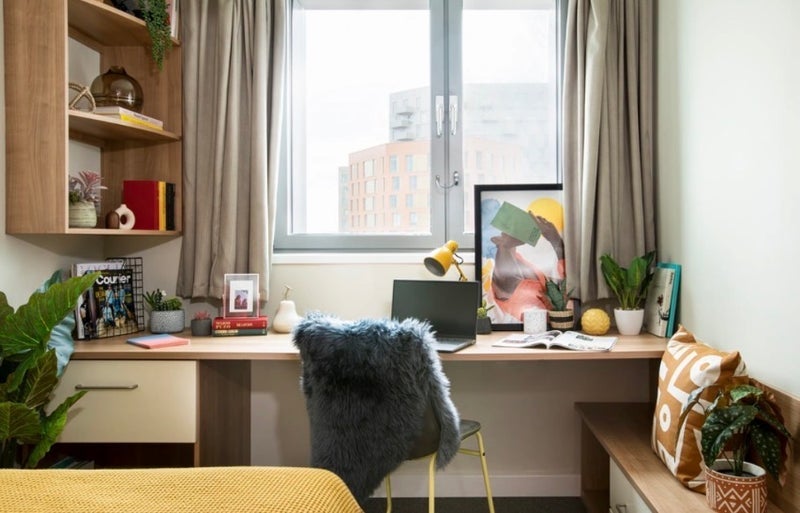Room Lebus Street in Greater London