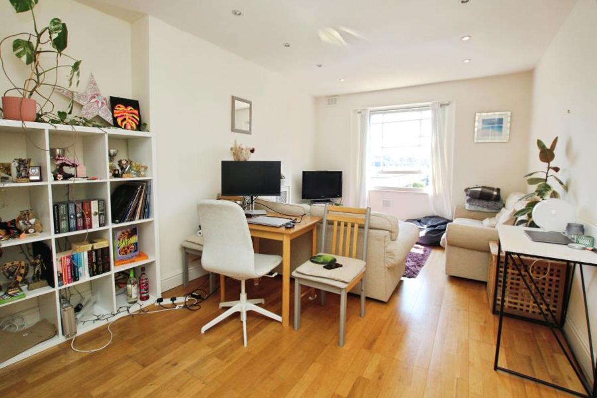 Flat College Road in Bristol