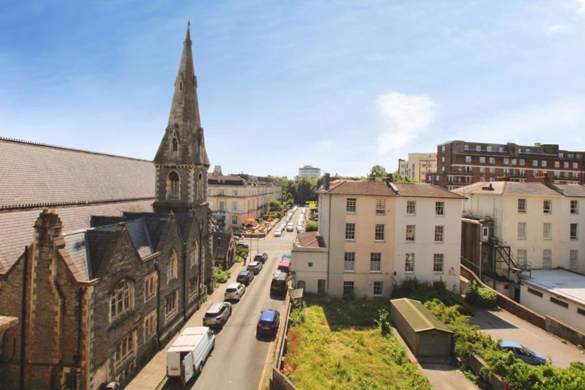 Flat College Road in Bristol