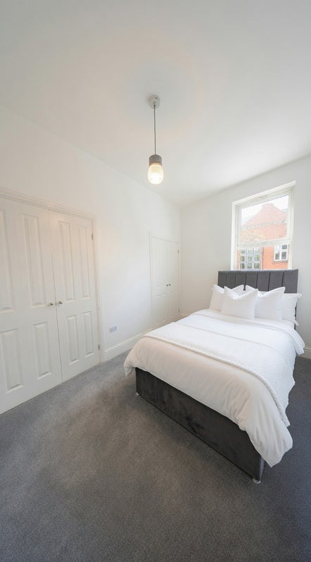 Room Hardy Street in Salford