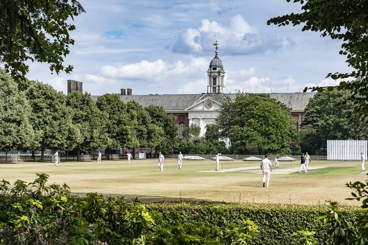 Flat Franklins Row in Greater London