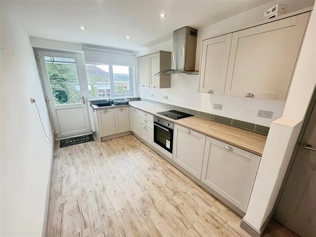 House Pentre Road in Maerdy