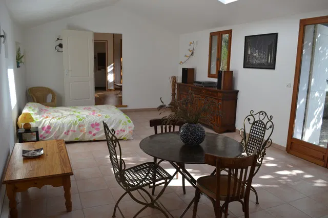Room Montée des Alizés in Pertuis