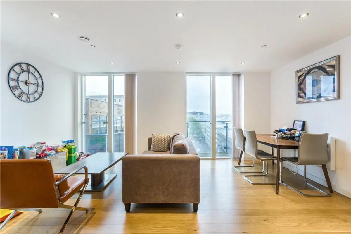 Flat Lewins Mead in Bristol