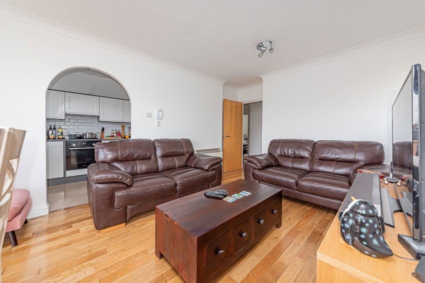 Flat Shaw Park in Crowthorne