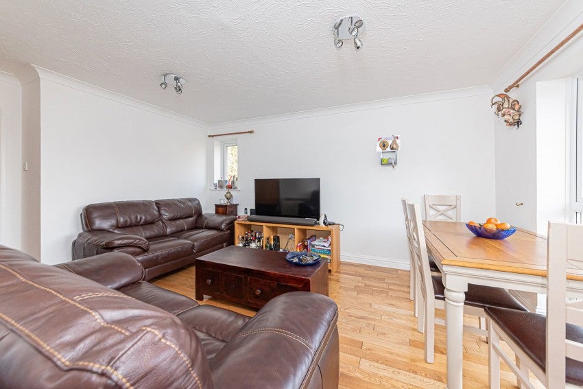 Flat Shaw Park in Crowthorne