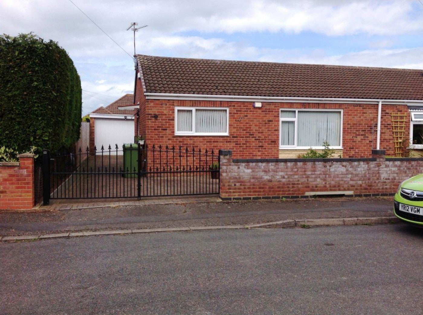 House Surrey Close in Corby