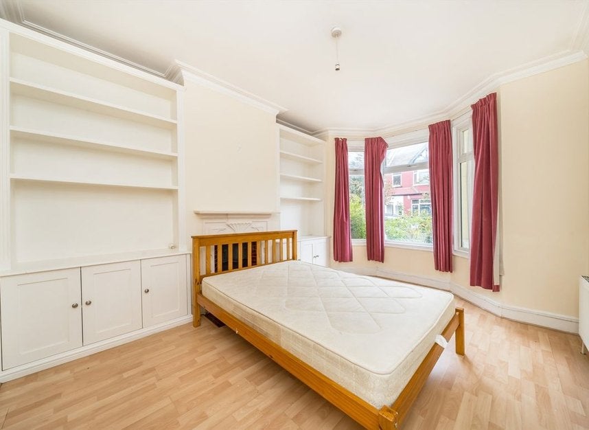 House Links Road in Greater London