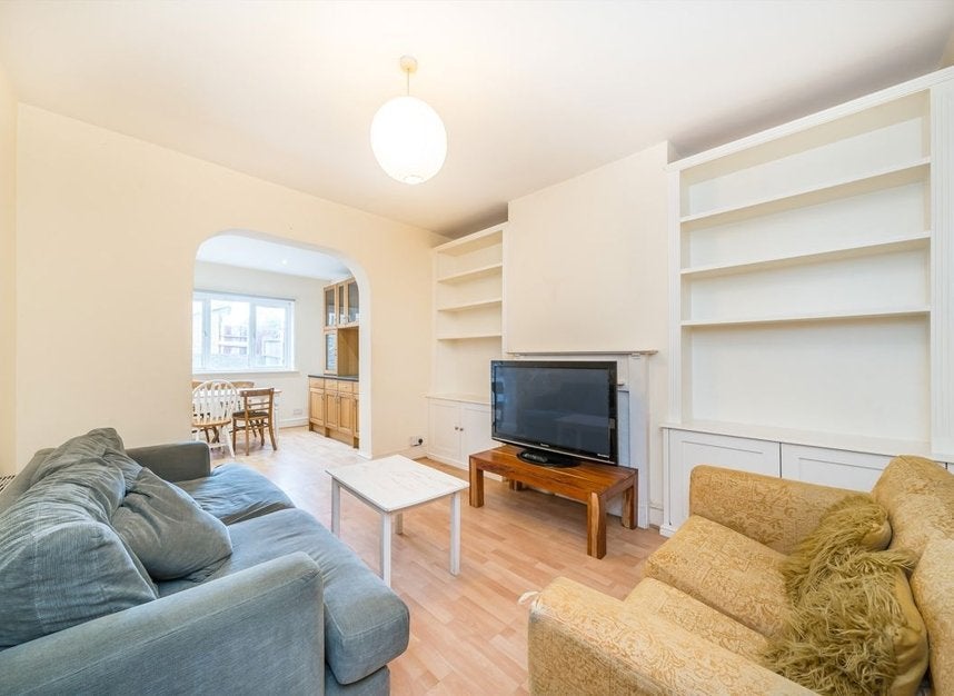 House Links Road in Greater London