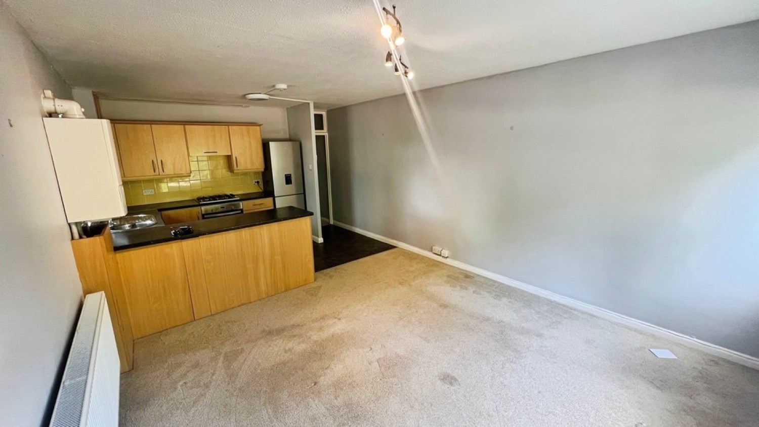 Flat Mowbray Court in Exeter
