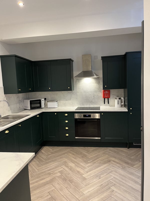 Room Barker Street in Newcastle upon Tyne