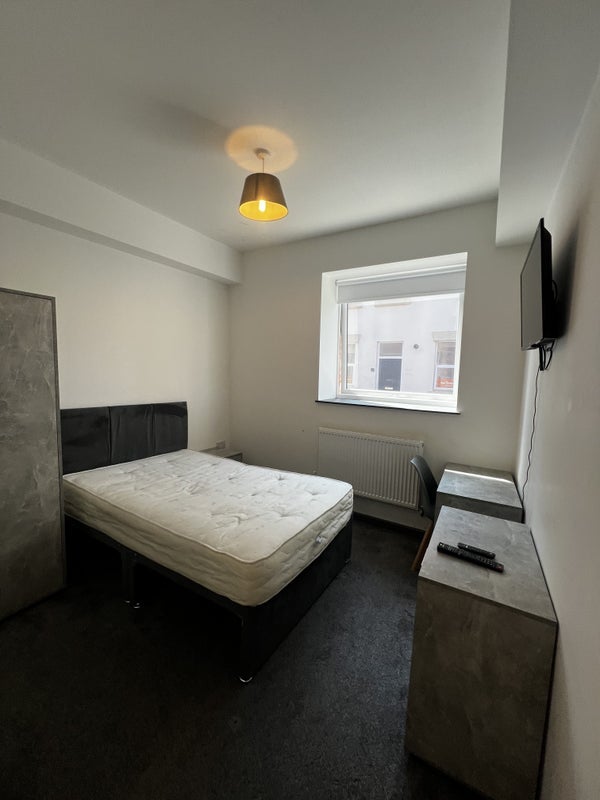Room Barker Street in Newcastle upon Tyne