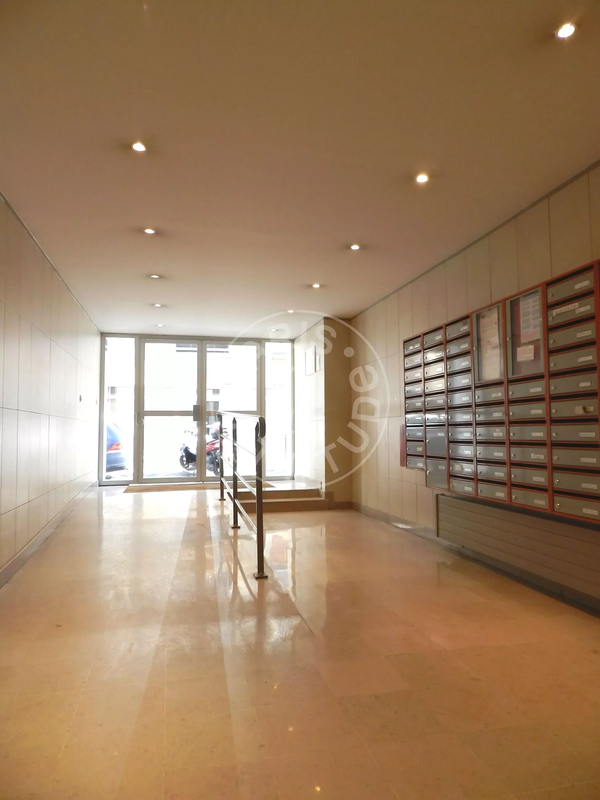 Appartement Rue Alibert à Paris