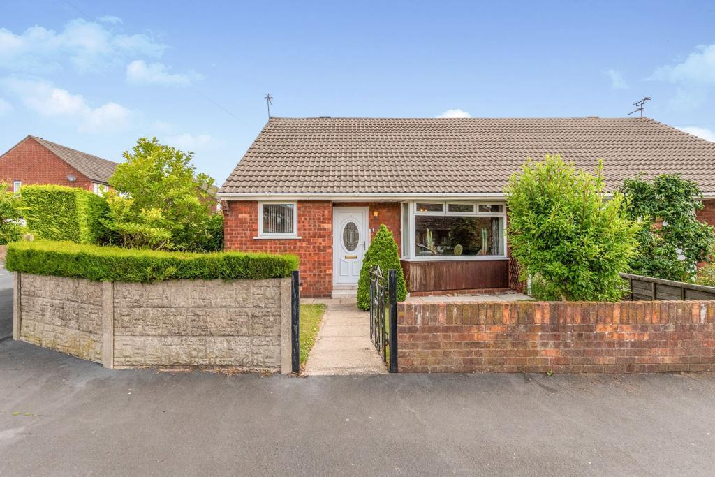 Flat Sandra Drive in Newton-le-Willows