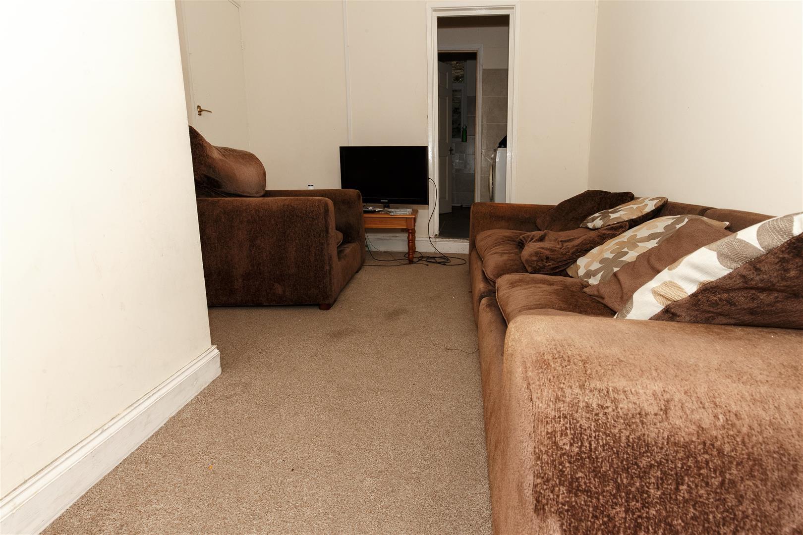 Flat Laura Street in Pontypridd