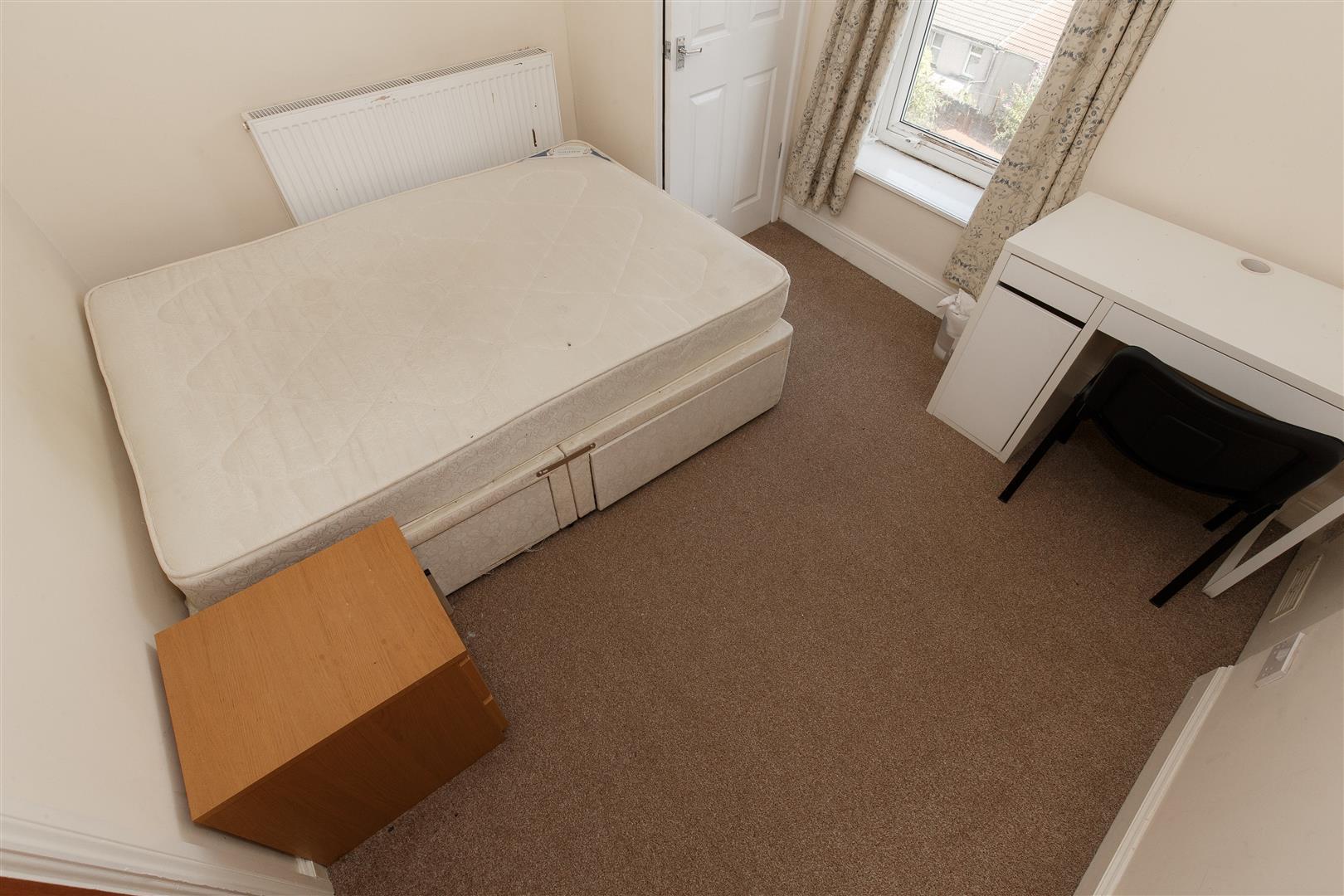 Flat Laura Street in Pontypridd