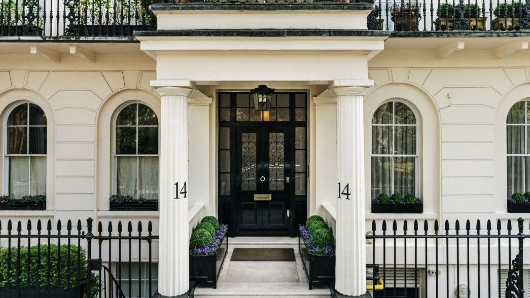 Flat Eaton Square in London