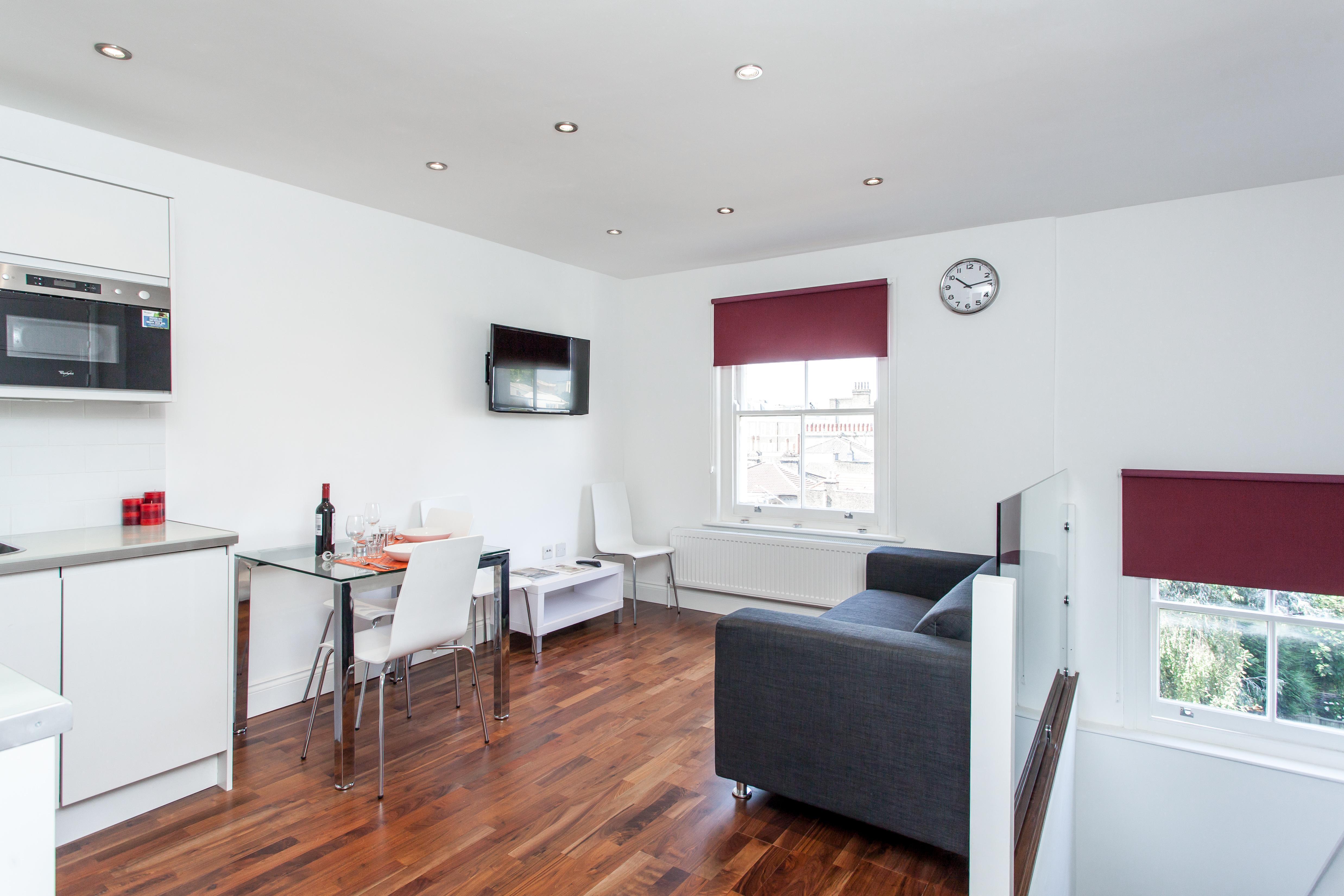 Flat Newton Road in City of Westminster