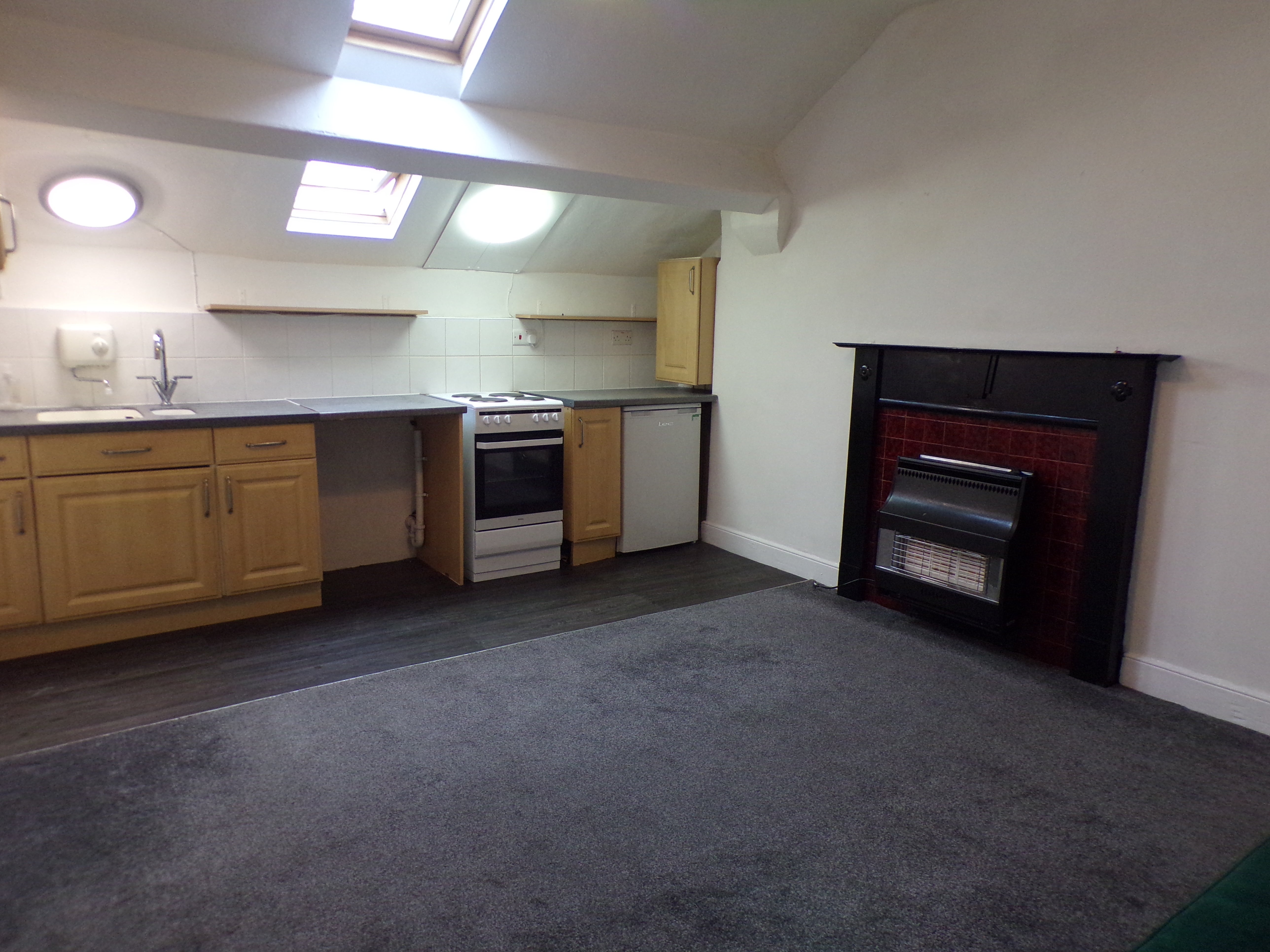 Flat Bairstow Street in Preston
