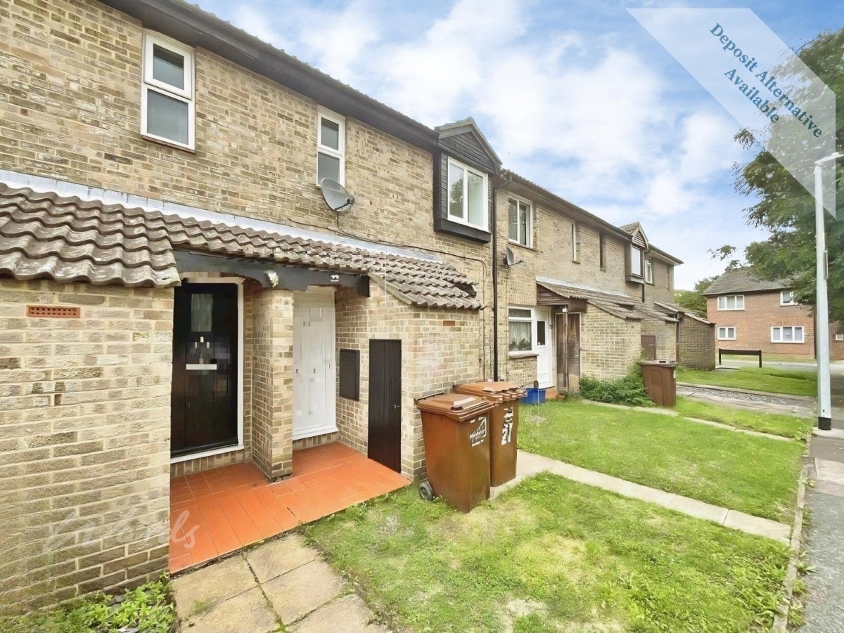 Flat Weybridge Close in Chatham