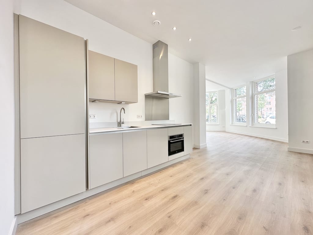 Appartement Kanaalstraat in Amsterdam