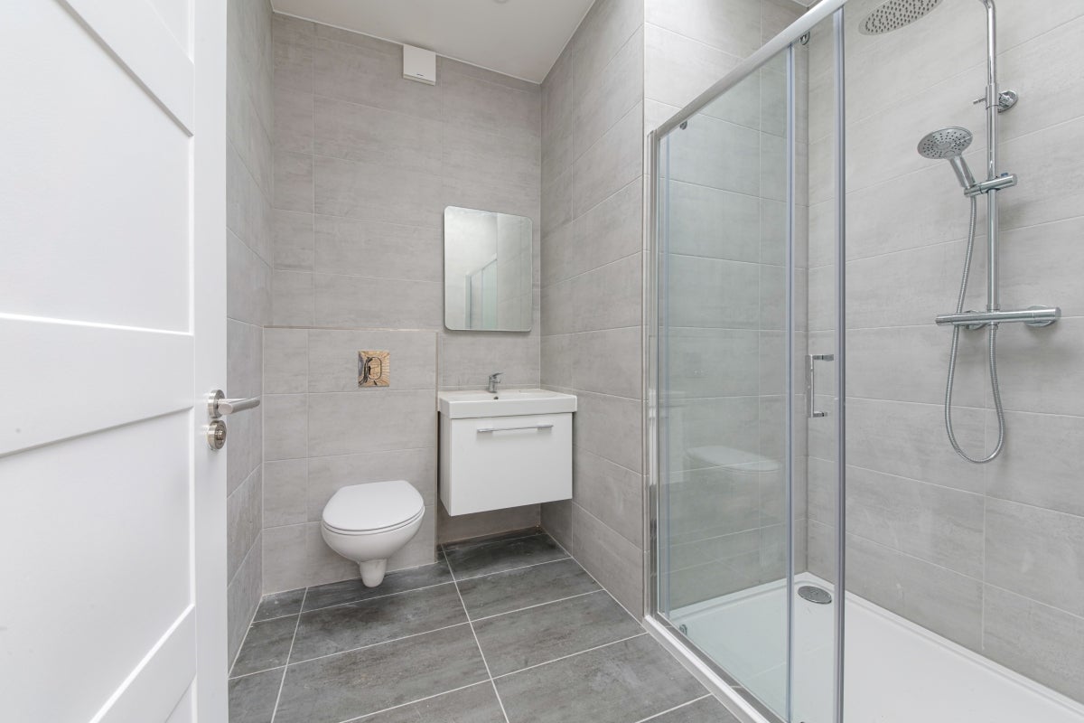 Flat Falkland Road in Greater London