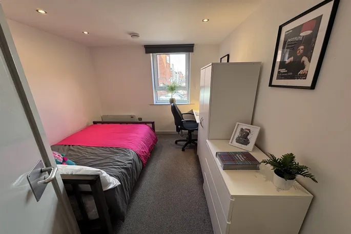 Room Moore Gate in Broxtowe