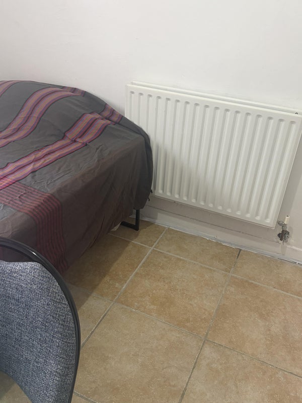 Room Canton Street in Greater London