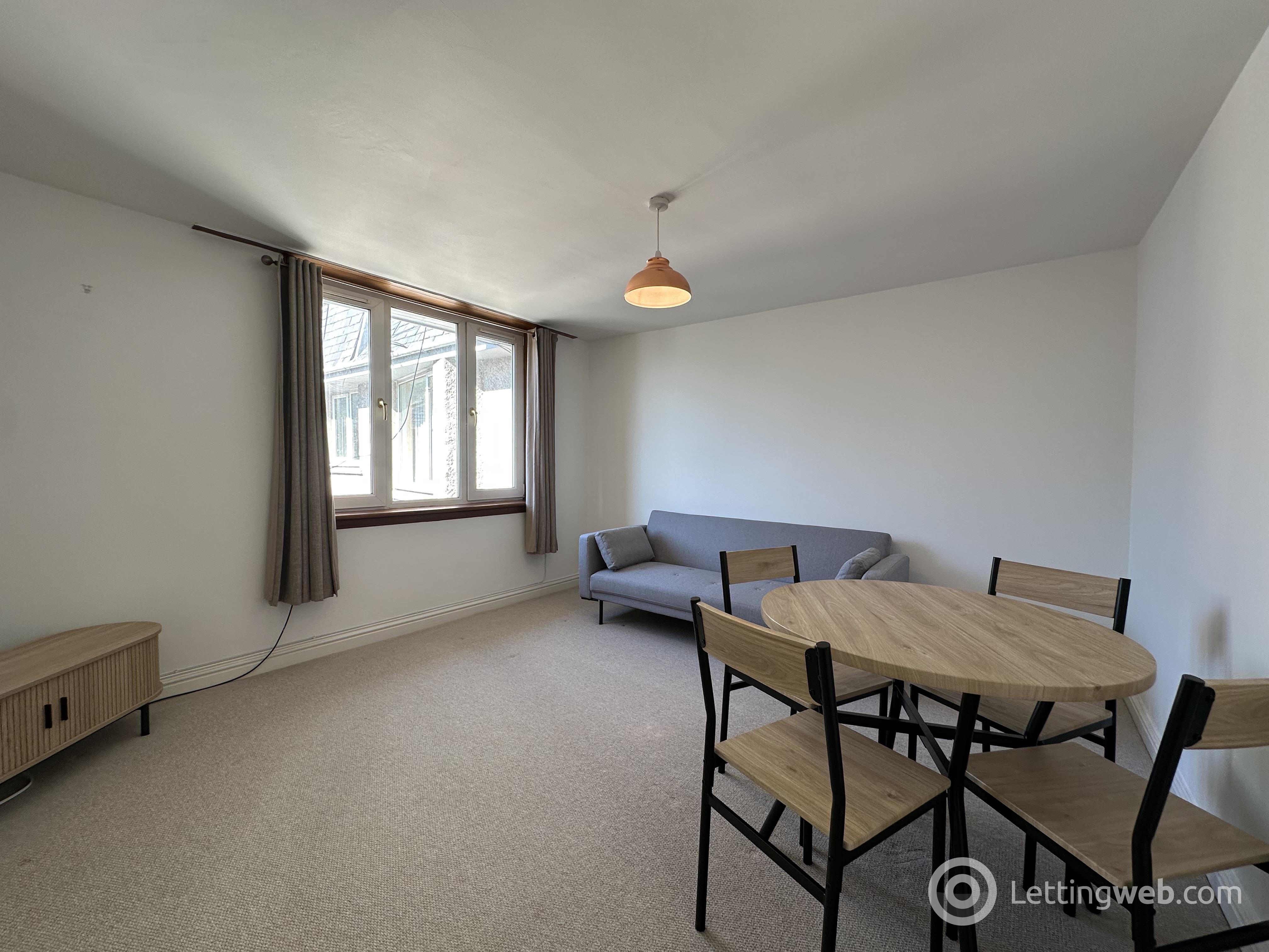 Flat Marine Court in Aberdeen