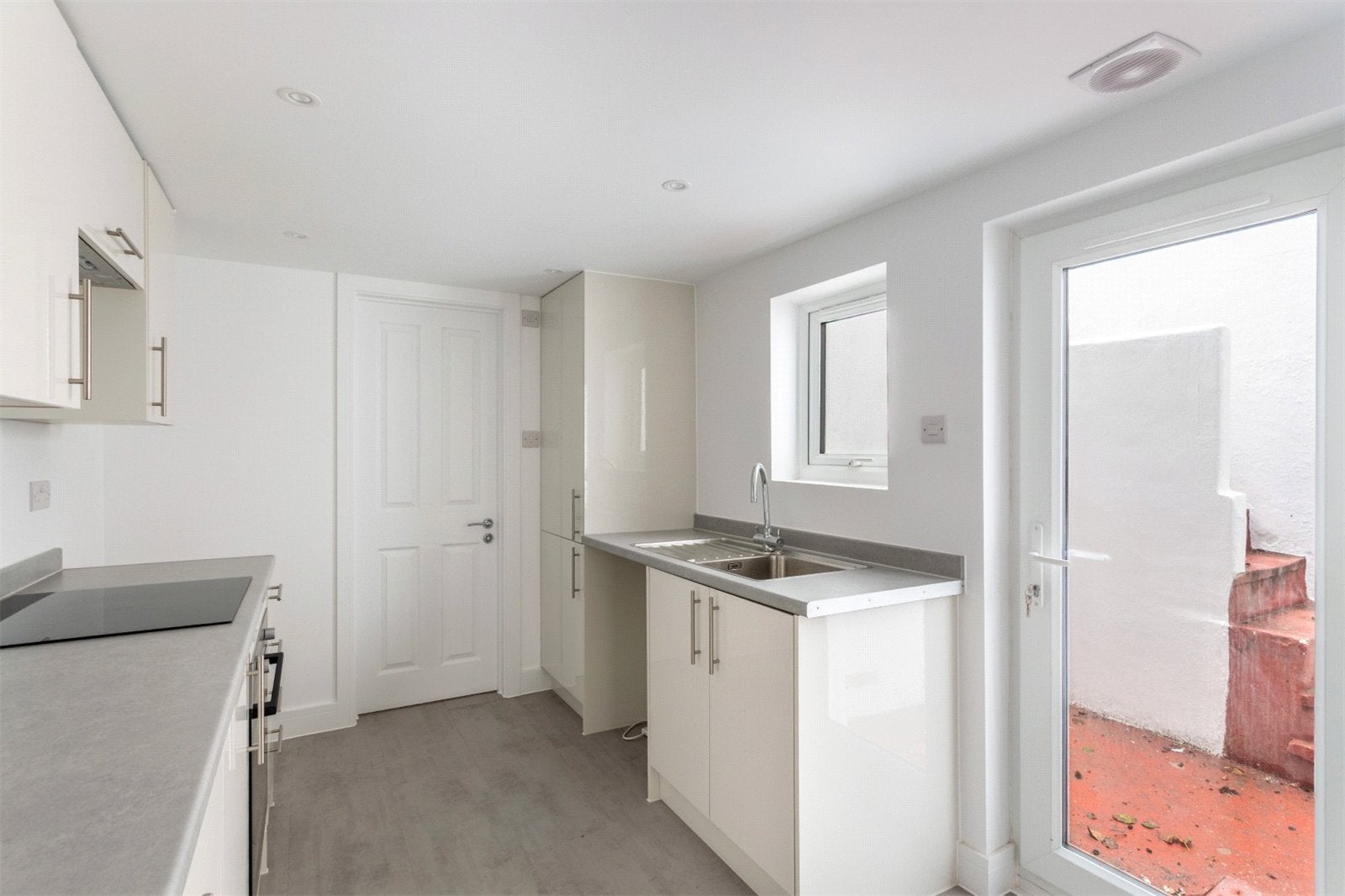 Flat Elm Grove in Brighton
