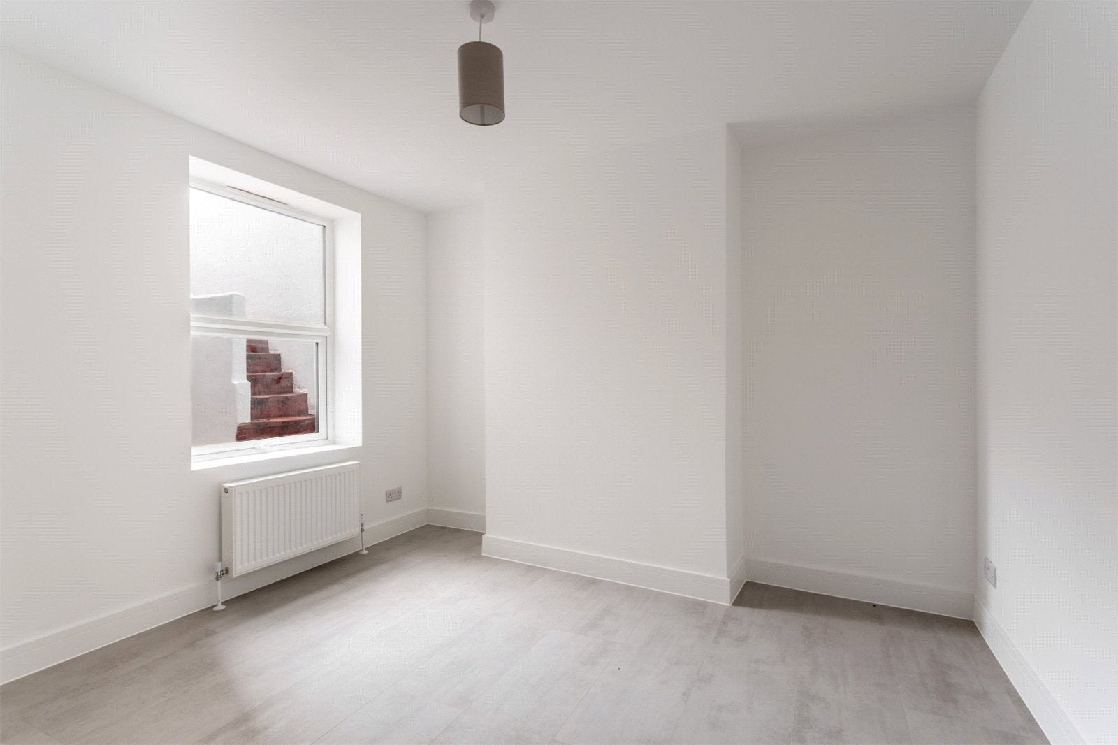Flat Elm Grove in Brighton