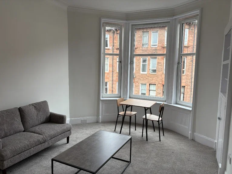 Flat Cartside Street in Glasgow