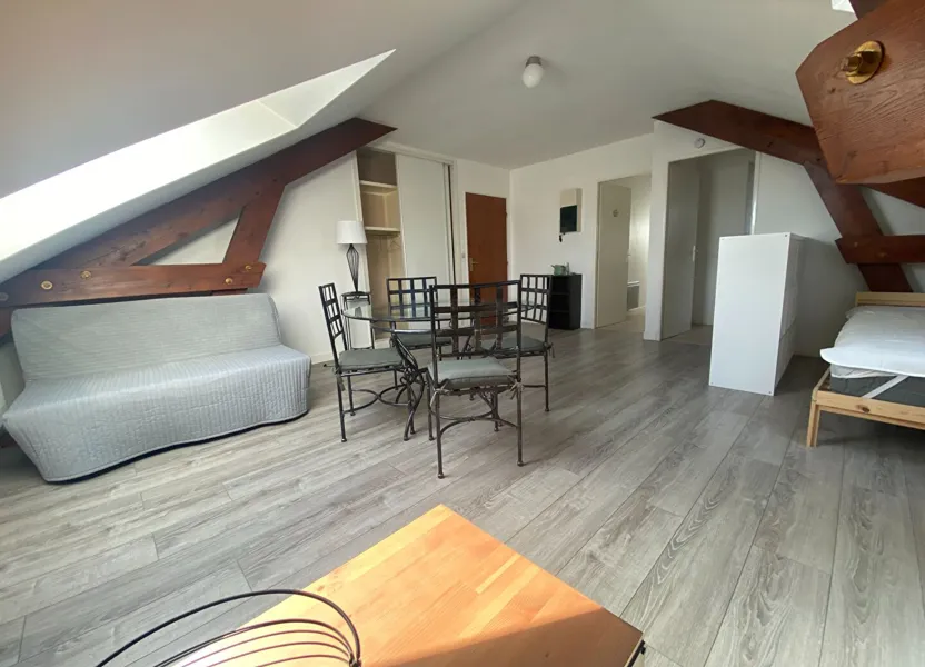 Appartement Place des Étuves à Beauvais