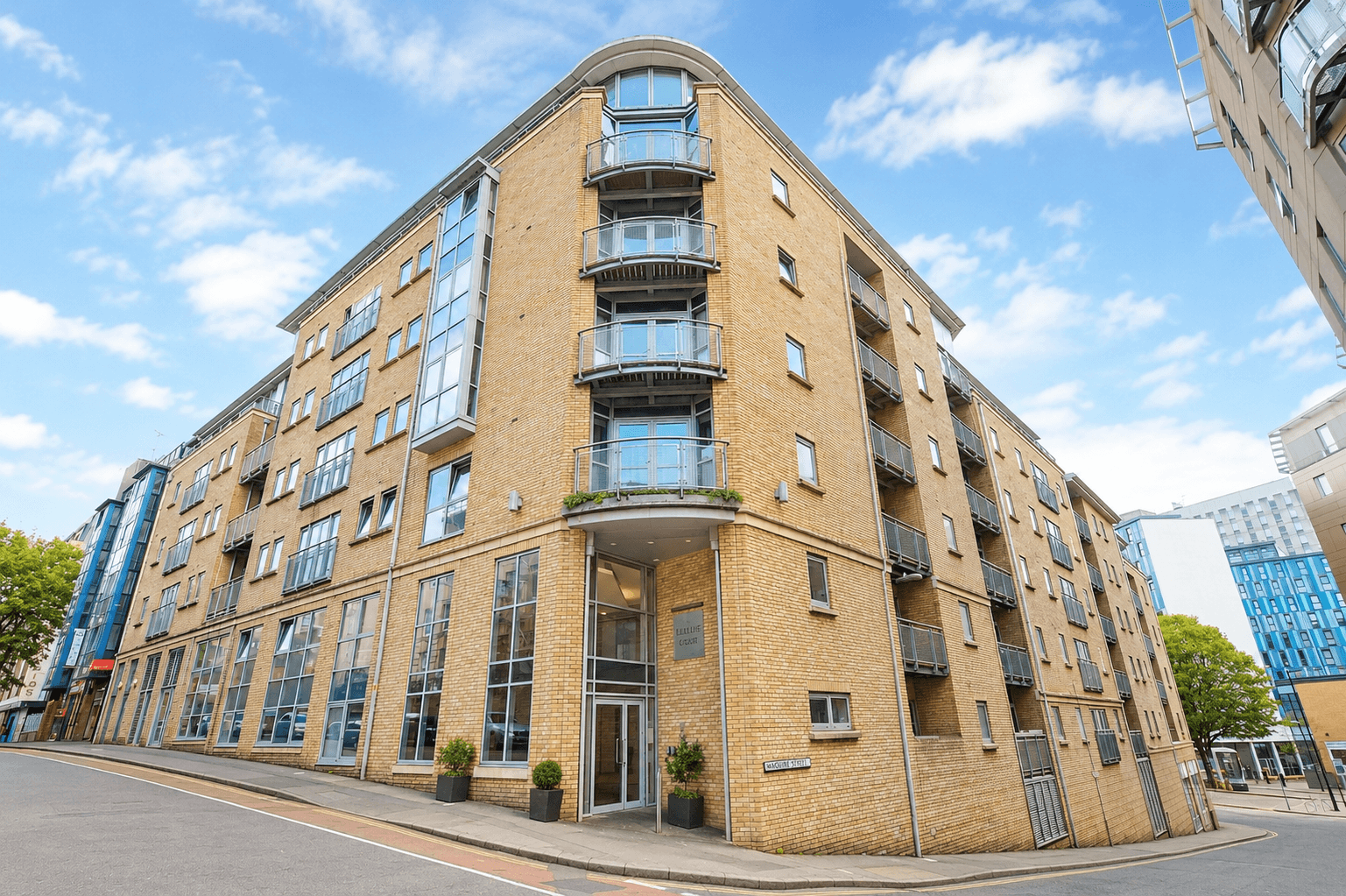 Flat Montague Street in Bristol
