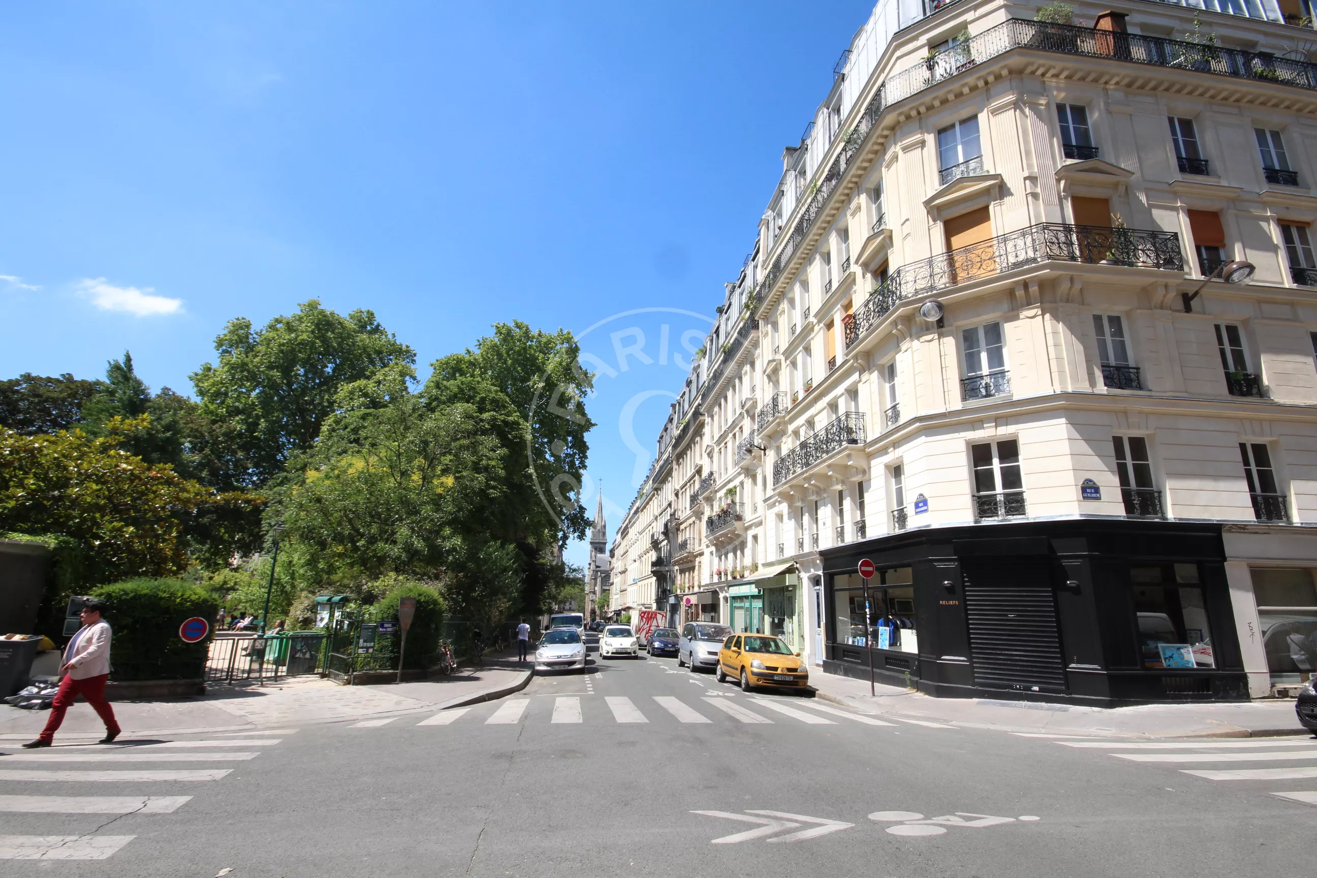 Appartement Rue Lacharrière à Paris