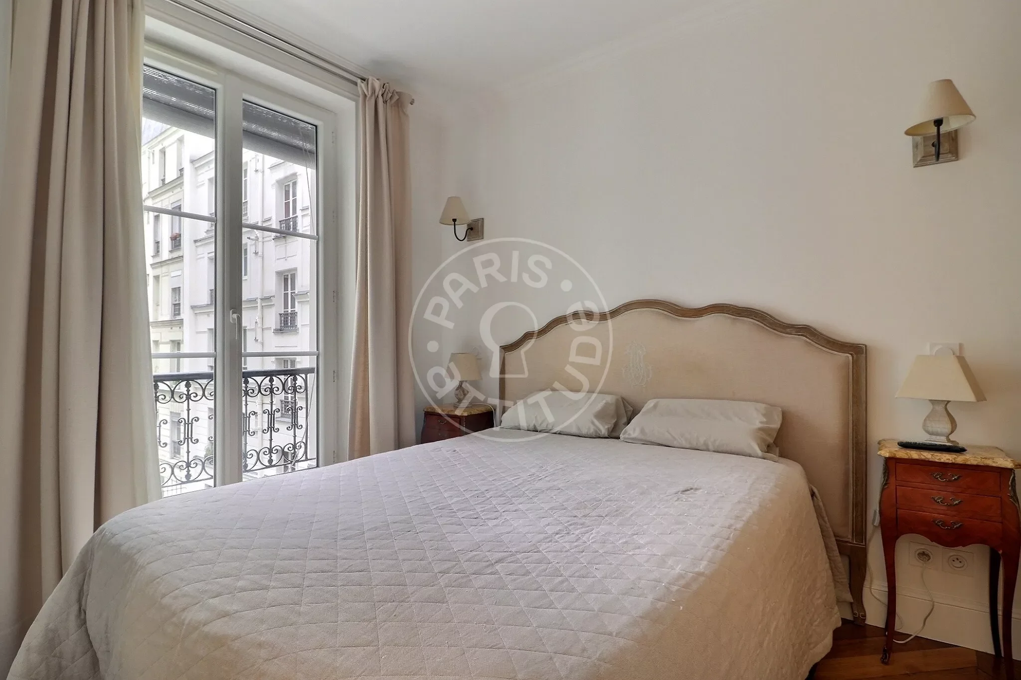 Appartement Rue Lacharrière à Paris